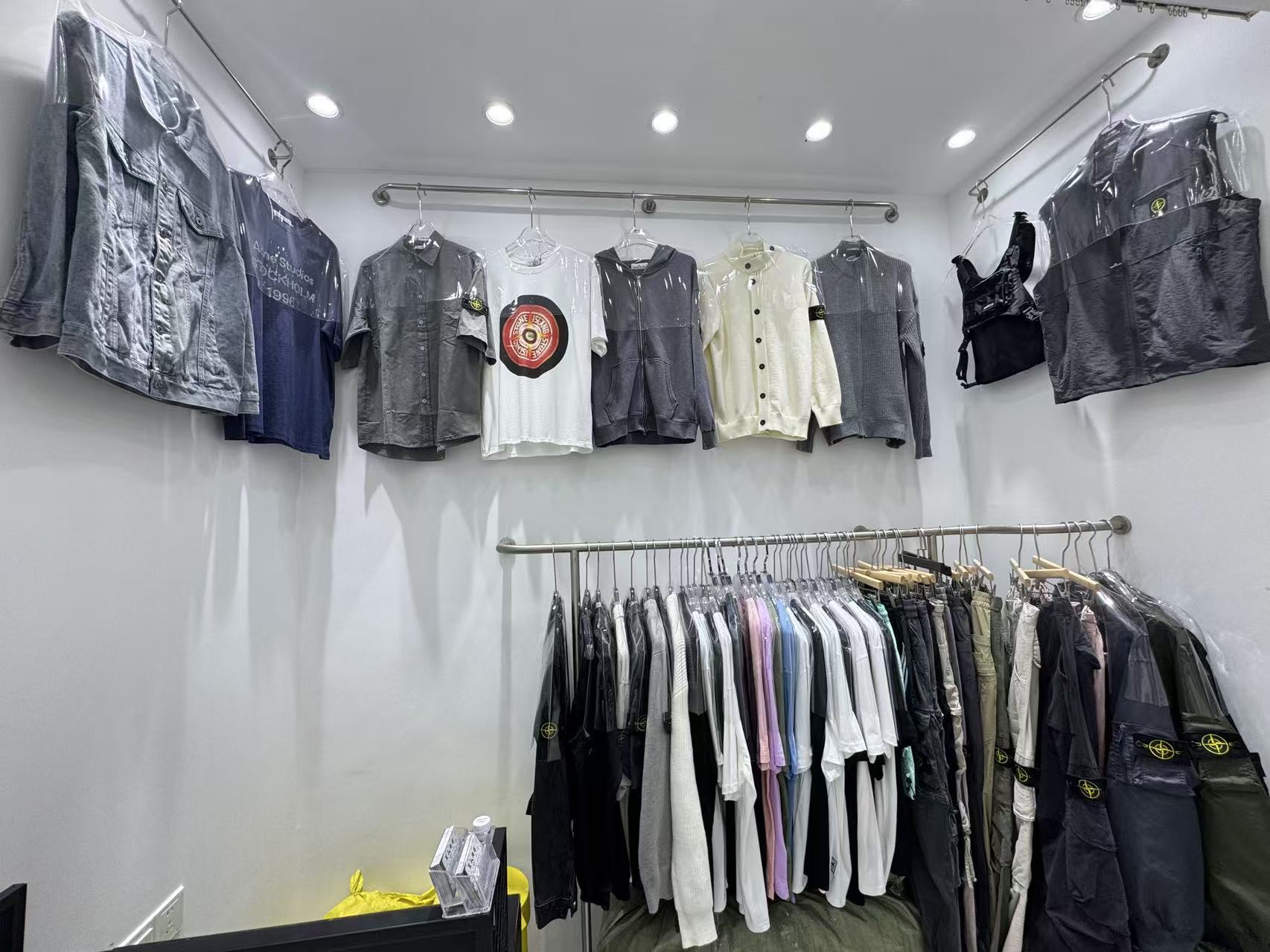 黑队潮牌