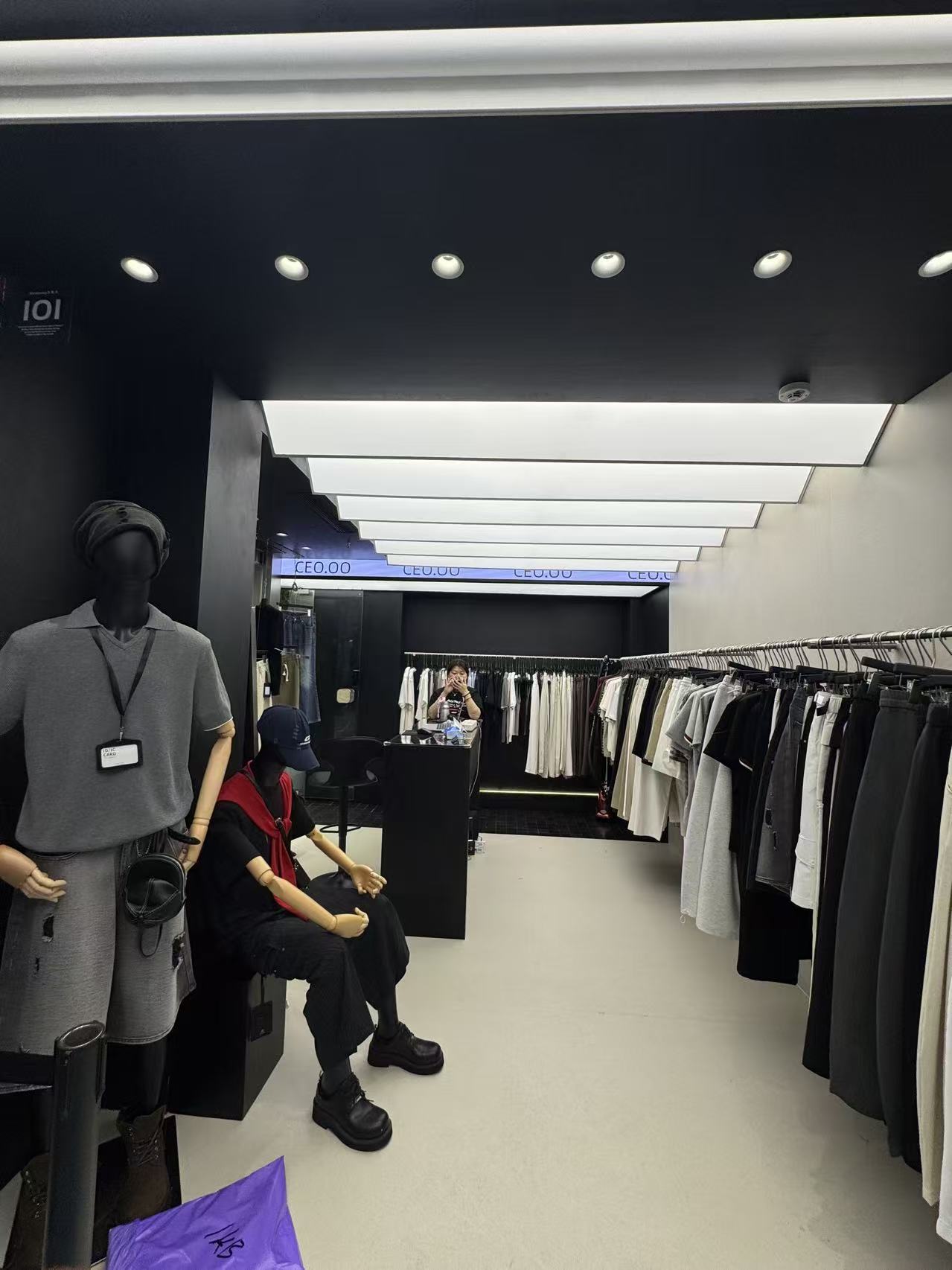 CEO.OO