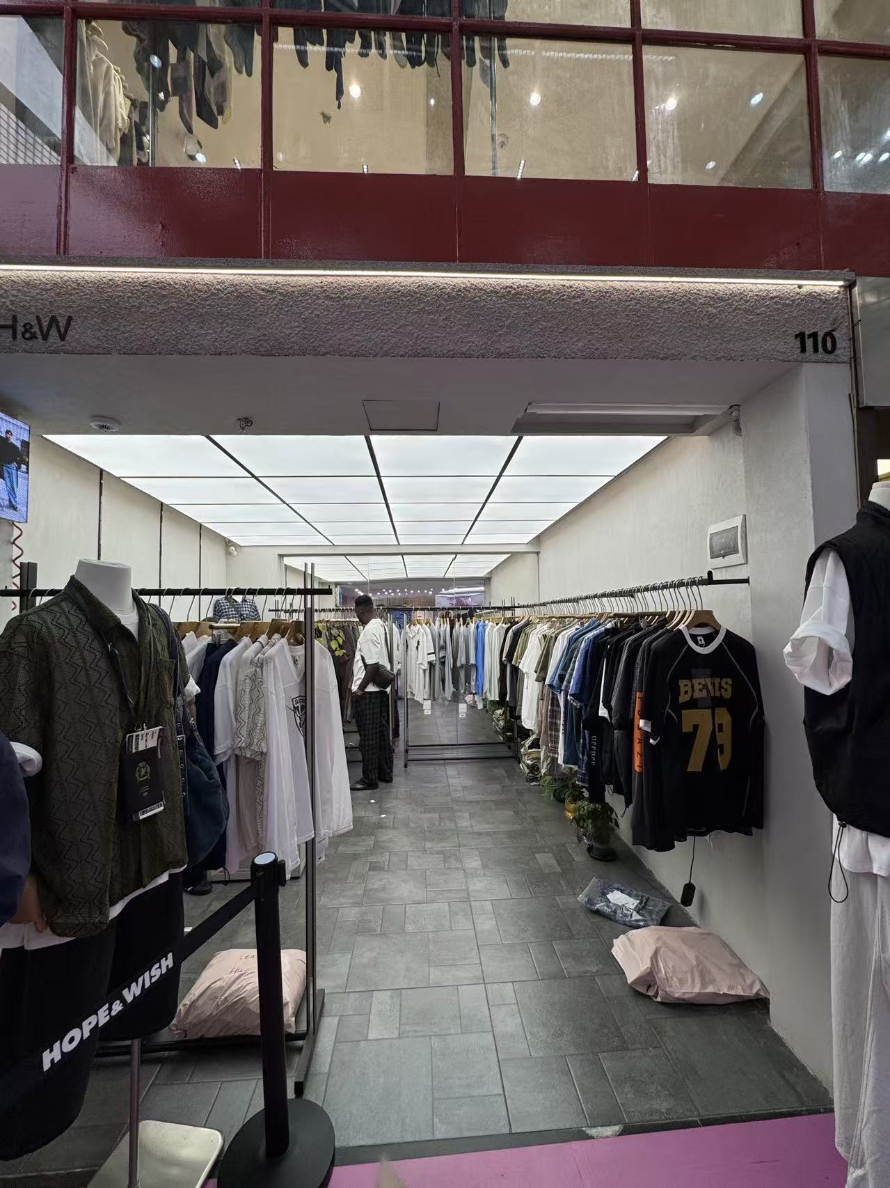H&amp;W 杨巷1号110档