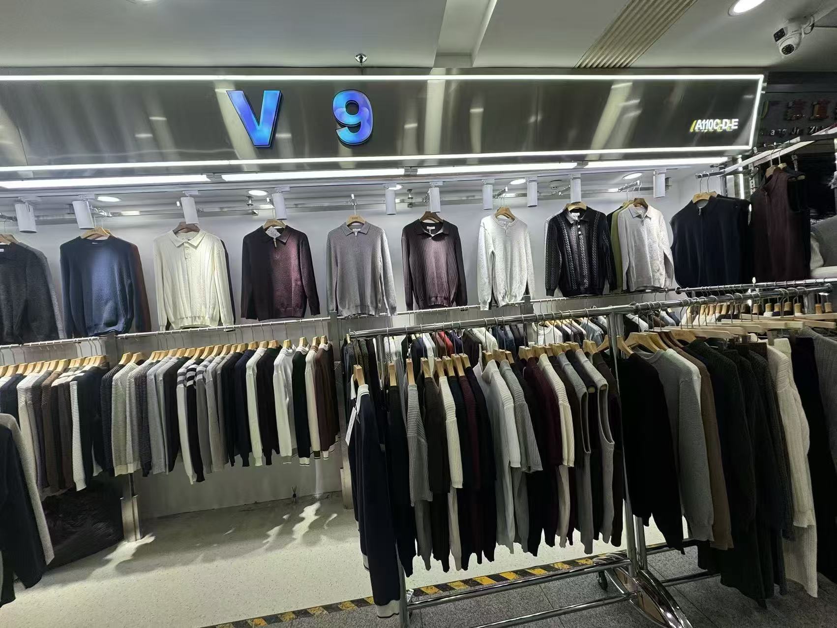 V9